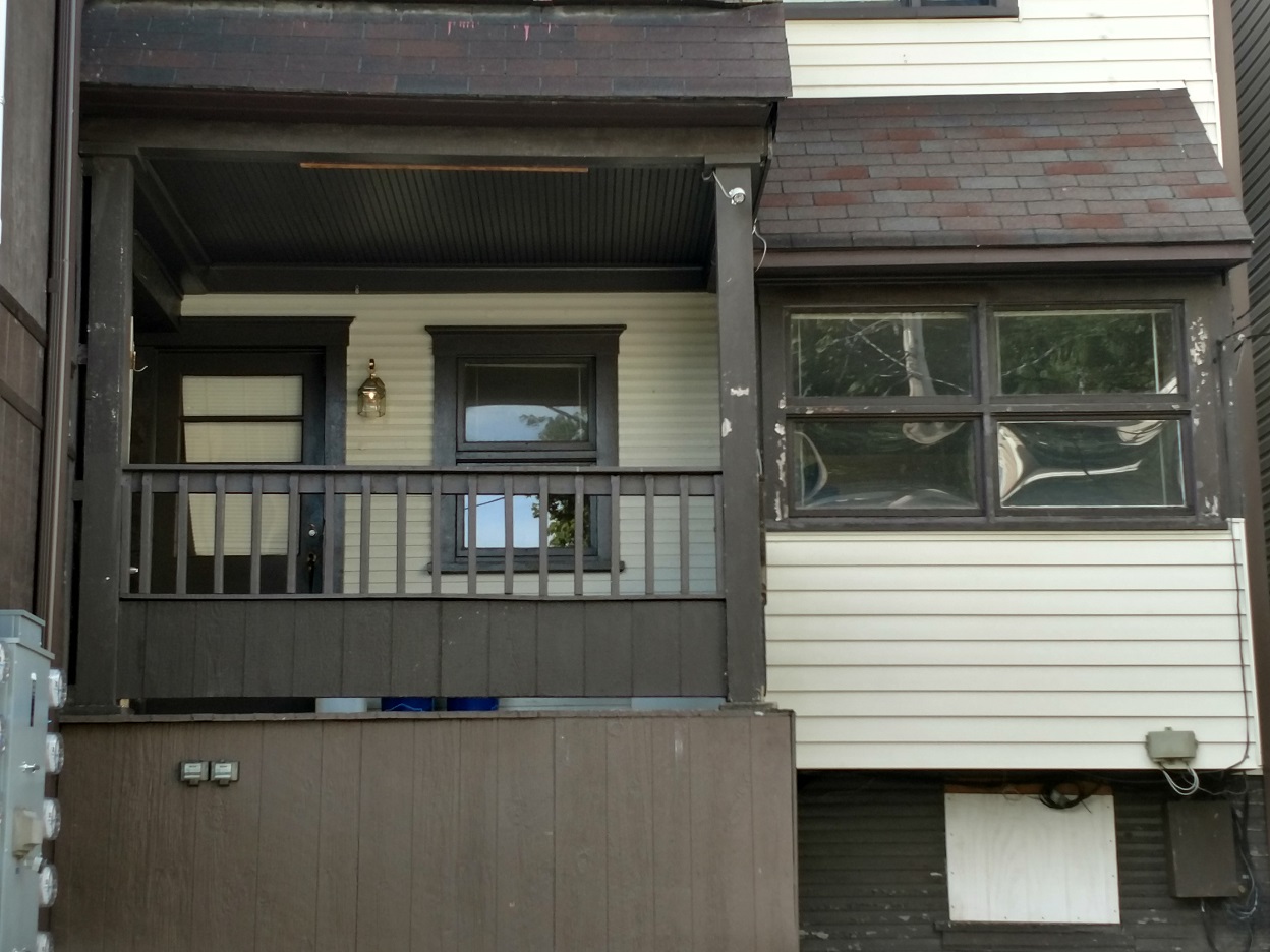 Apartment, 2505